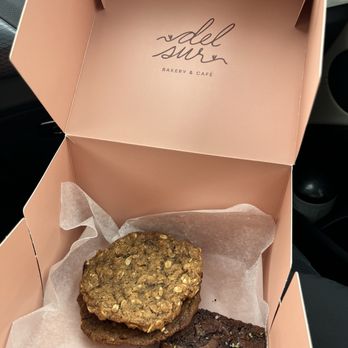 Del Sur Bakery & Cafe - Ube oatmeal cookie and brownie - Filipino Near Me - Chicago, Illinois