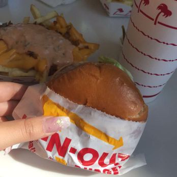 In-N-Out Burger - Fast Food Near Me - Phoenix, Arizona In-N-Out Burger - Fast Food Near Me - Phoenix, Arizona