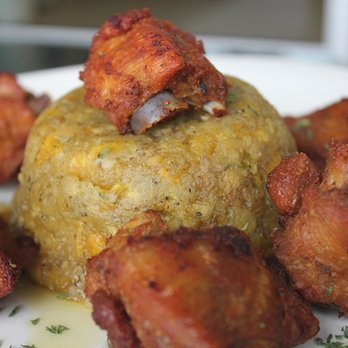 Omi's Grill - Mofongo Chicharrones de Pollo - Latin American Near Me - Tampa, Florida