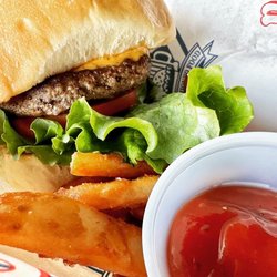 High Country Market & GastroPub