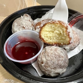 Chef Geoff's West End - Ricotta donuts - New American Near Me - Washington, DC, District of Columbia
