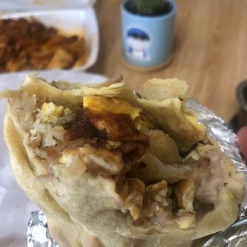 El Super Burrito - Veggie breakfast burrito - Mexican Near Me - Pasadena, California El Super Burrito - Veggie breakfast burrito - Mexican Near Me - Pasadena, California