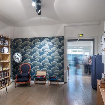Jeune Homme - Delicatessen Near Me - Paris, 75 Jeune Homme - Delicatessen Near Me - Paris, 75