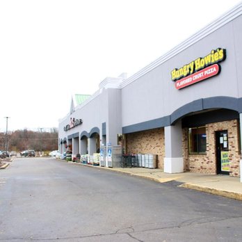 Hungry Howie's Pizza - Easy parking on site - Pizza Near Me - Highland, Michigan Hungry Howie's Pizza - Easy parking on site - Pizza Near Me - Highland, Michigan