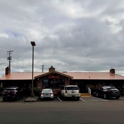 Elmer's Restaurant - Nice cloudy day.