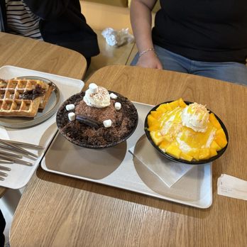 Heybings - Mango bingsu, oreo bingsu, nutella waffles - Desserts Near Me - Costa Mesa, California