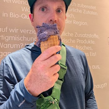 Veganista - Blueberry Lavender Ice Cream - Ice Cream & Frozen Yogurt Near Me - Vienna, 9 Veganista - Blueberry Lavender Ice Cream - Ice Cream & Frozen Yogurt Near Me - Vienna, 9