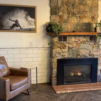 Drink Coffee Do Stuff - The coziest coffee lounge spot ever - Coffee Roasteries Near Me - South Lake Tahoe, California
