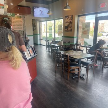 Wingstop - Dining room - Chicken Wings Near Me - Sparks, Nevada