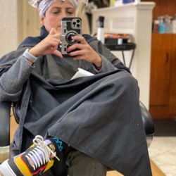 Philip's Salon - Perm waiting time