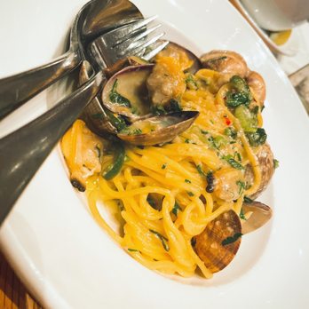 Nightingale - Live/Raw Food Near Me - Vancouver, British Columbia