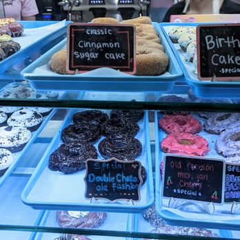 Sweet Circle - Donuts Near Me - Elmhurst, Illinois