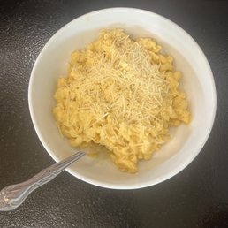 Mac N Cheese Pizza