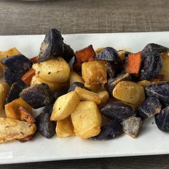 Montecatini Restaurant - Tri-colored potatoes - Italian Near Me - Miami, Florida Montecatini Restaurant - Tri-colored potatoes - Italian Near Me - Miami, Florida