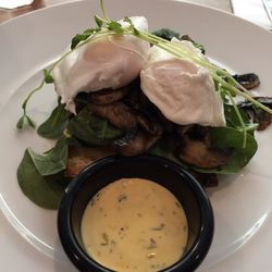 Sardjiono's - Ultimate breaky with a side of hollandise
