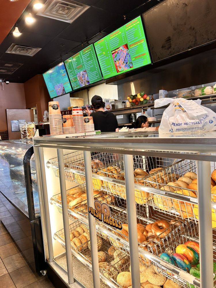 Quarry Bagel & Café