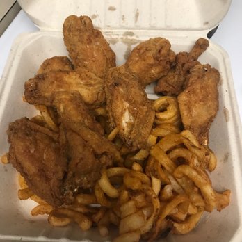 Boston Pizza Grill - Chicken Wing Dinner Minus a wing lol my BF couldn't wait. - Pizza Near Me - Boston, Massachusetts Boston Pizza Grill - Chicken Wing Dinner Minus a wing lol my BF couldn't wait. - Pizza Near Me - Boston, Massachusetts
