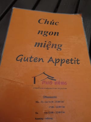 PHỐ VẮNG by null