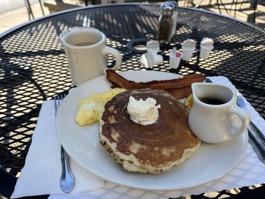 Montecito Coffee Shop by null