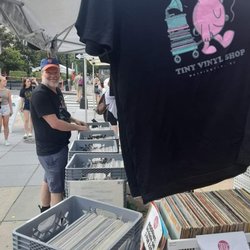 Dupont Little Flea Market