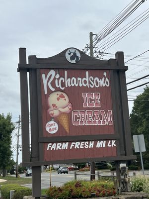 Richardson's Ice Cream by null