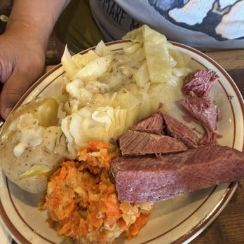 Nana's Irish Pub - Corned Beef and cabbage with Soda bread! - American Near Me - Newport, Oregon Nana's Irish Pub - Corned Beef and cabbage with Soda bread! - American Near Me - Newport, Oregon
