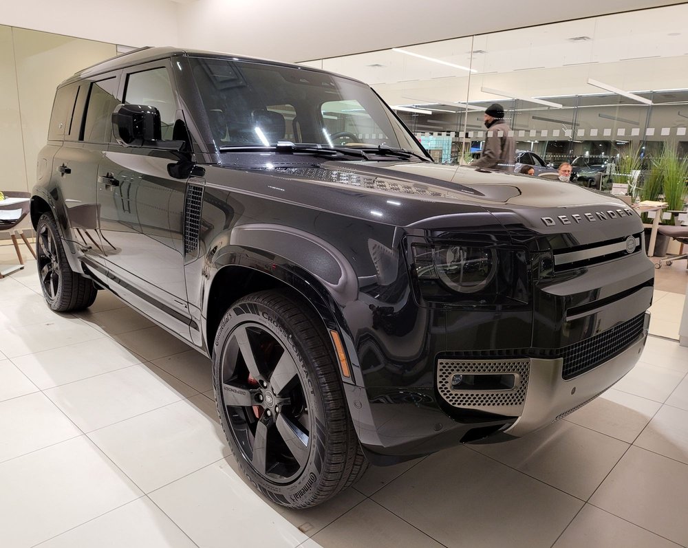 LAND ROVER SCHAUMBURG Updated August 2024 37 Photos & 75 Reviews 920 W Golf Rd, Schaumburg