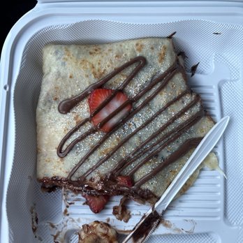 Der Tea Yogurt - Strawberry banana crepe - Desserts Near Me - Rancho Cucamonga, California Der Tea Yogurt - Strawberry banana crepe - Desserts Near Me - Rancho Cucamonga, California