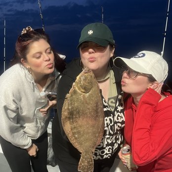 Laura Lee Fleet - Fluke kisses - Fishing Near Me - Babylon, New York