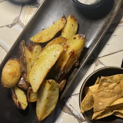 Soulgreen - Potatoes and chips for nachos