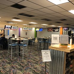 Bellaire Lanes & Lounge - 4 lanes
