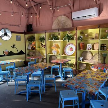 Lao’d Bar - Cocktail Bars Near Me - Austin, Texas