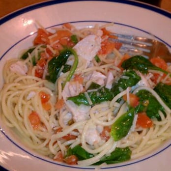 Bob Evans - Chicken pasta tomato and spinach - American Near Me - Jackson, Michigan