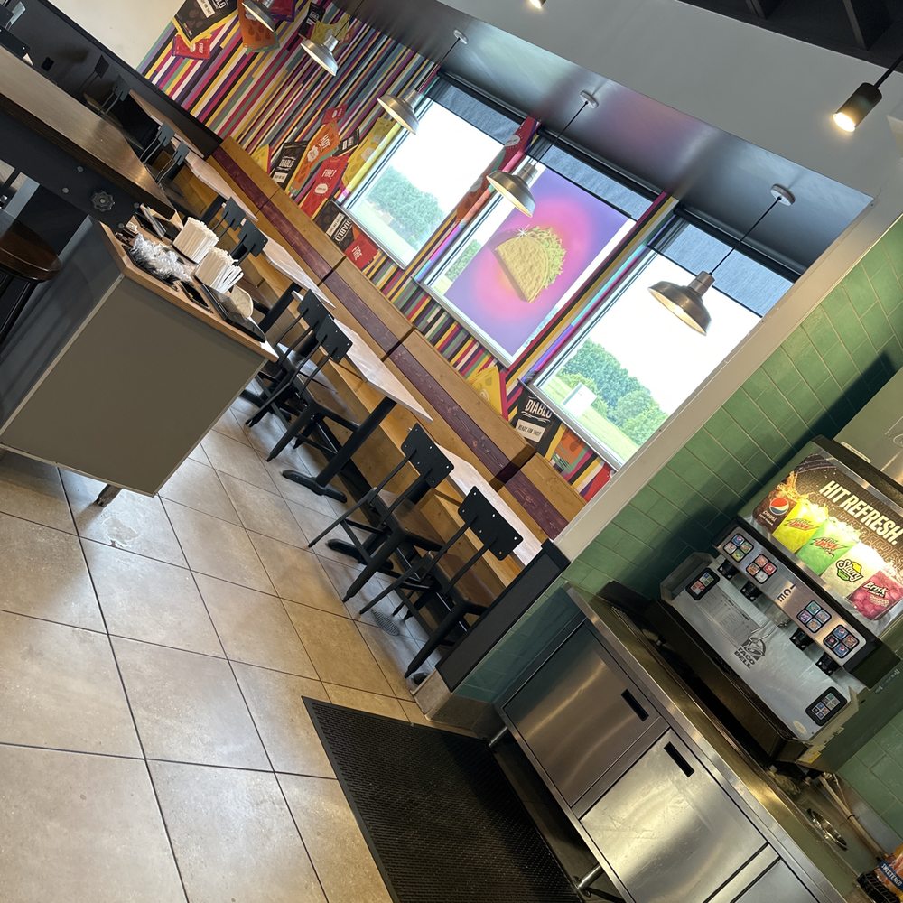 Taco Bell - so clean and organized - Tacos Near Me - Harrington, Delaware