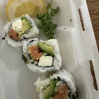 Maki-Yaki Express - Philadelphia roll - Japanese Near Me - Laguna Hills, California