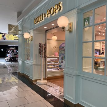 Lolli and Pops - Entrance - Chocolatiers & Shops Near Me - Northridge, California Lolli and Pops - Entrance - Chocolatiers & Shops Near Me - Northridge, California