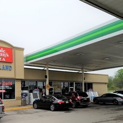 Neathery's BP Gas - Convenience store and restaurants too