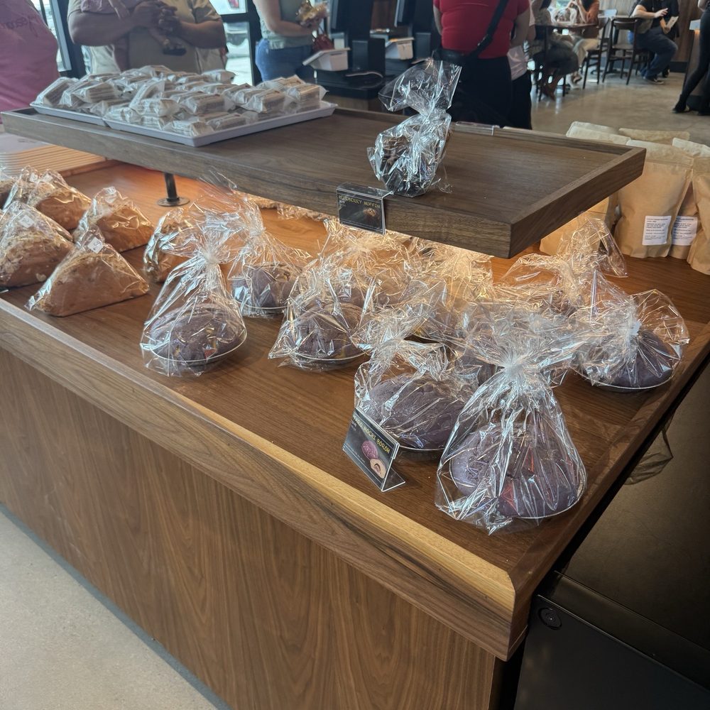 85°C Bakery Cafe-Avondale - Middle of the store - Bakeries Near Me - Avondale, Arizona 85°C Bakery Cafe-Avondale - Middle of the store - Bakeries Near Me - Avondale, Arizona