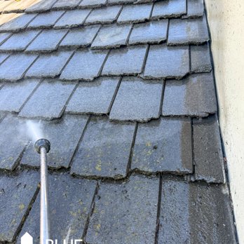 Blue Window Cleaner - Professional roof cleaning - Gutter Services Near Me - Winnetka , California Blue Window Cleaner - Professional roof cleaning - Gutter Services Near Me - Winnetka , California