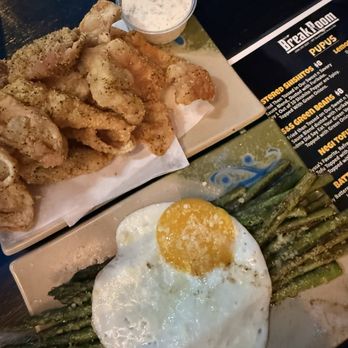 Breakroom - Sports Bars Near Me - Honolulu, Hawaii Breakroom - Sports Bars Near Me - Honolulu, Hawaii