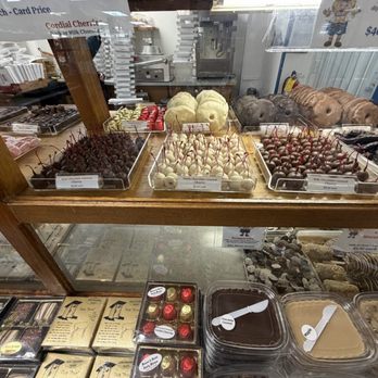 Hansel & Gretel Candy Kitchen - Candy Stores Near Me - Helen, Georgia