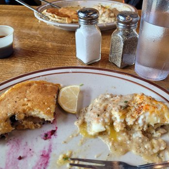 Pine State Biscuits - Biscuits and gravy and cornmeal pancakes with blue berries - Southern Near Me - Portland, Oregon Pine State Biscuits - Biscuits and gravy and cornmeal pancakes with blue berries - Southern Near Me - Portland, Oregon