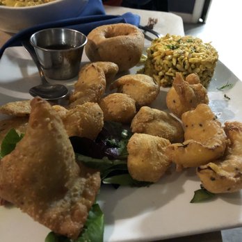 Bombay Royale - Indian Near Me - Northampton, Massachusetts