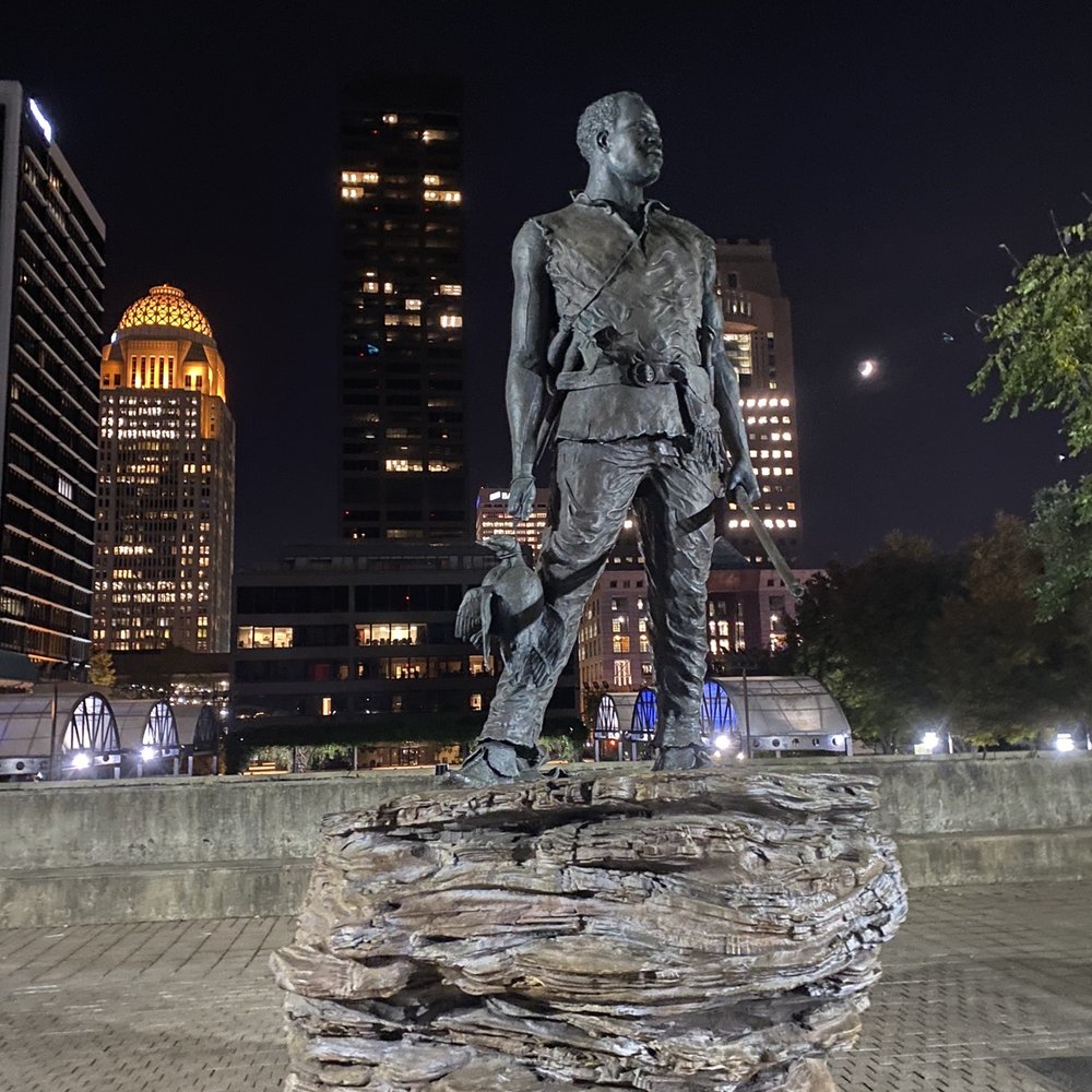 Belvedere Riverfront Plaza - Local Flavor Near Me - Louisville, Kentucky