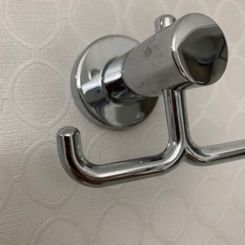 Hampton Inn & Suites Indianapolis-Keystone - (Not my) hair on the bathroom hook - Hotels Near Me - Indianapolis, Indiana Hampton Inn & Suites Indianapolis-Keystone - (Not my) hair on the bathroom hook - Hotels Near Me - Indianapolis, Indiana