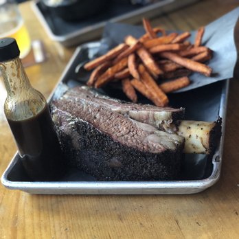 Lillie's Q - Very juicy and well seasoned beef rib and sweet potato fries~ - Barbeque Near Me - Chicago, Illinois