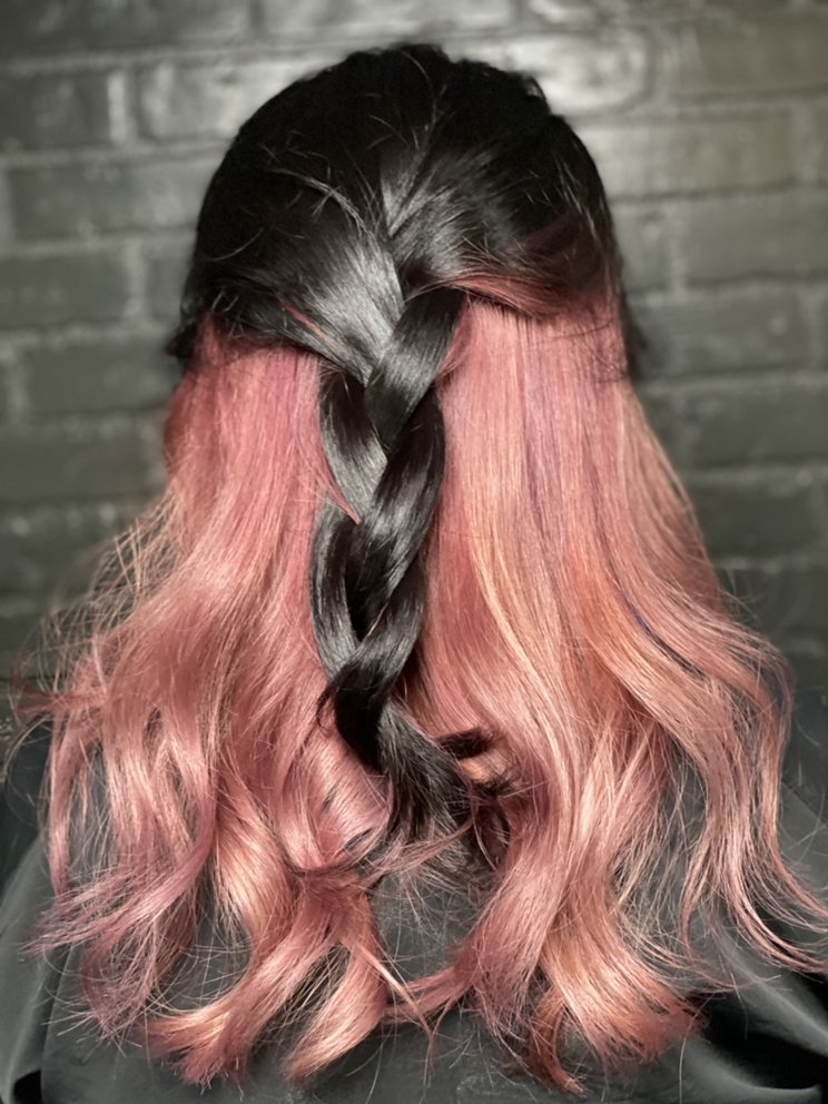 DV Hair Studio