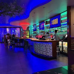 Izumi Sushi and Hibachi Steak House - The bar area