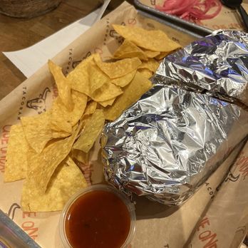 Que Onda Tacobar - Sandwich - Mexican Near Me - Vallejo, California Que Onda Tacobar - Sandwich - Mexican Near Me - Vallejo, California