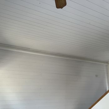 MacLea Painting - After (mold removed and beam repainted) - Painters Near Me MacLea Painting - After (mold removed and beam repainted) - Painters Near Me
